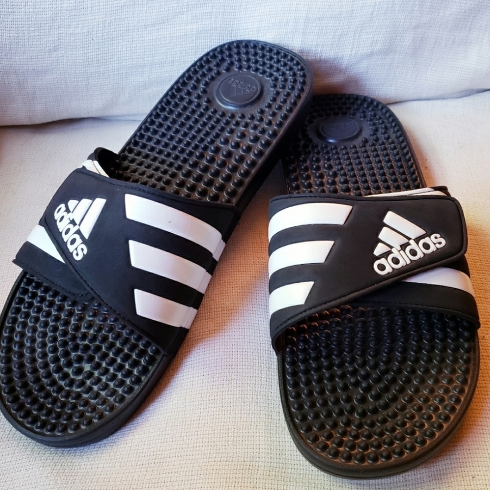 NWOT Adidas Adissage 3 sripe black white slides, 13